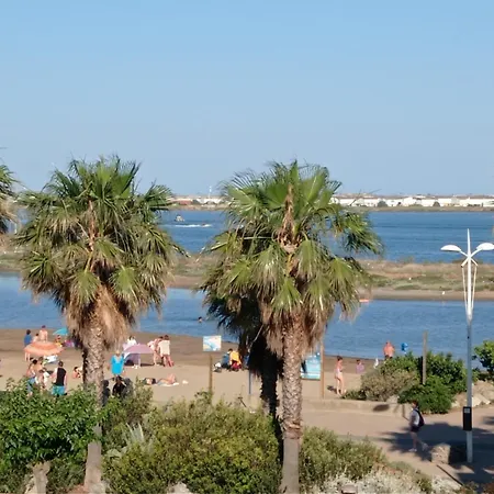 Vue Mer, A 20m Apartment Gruissan